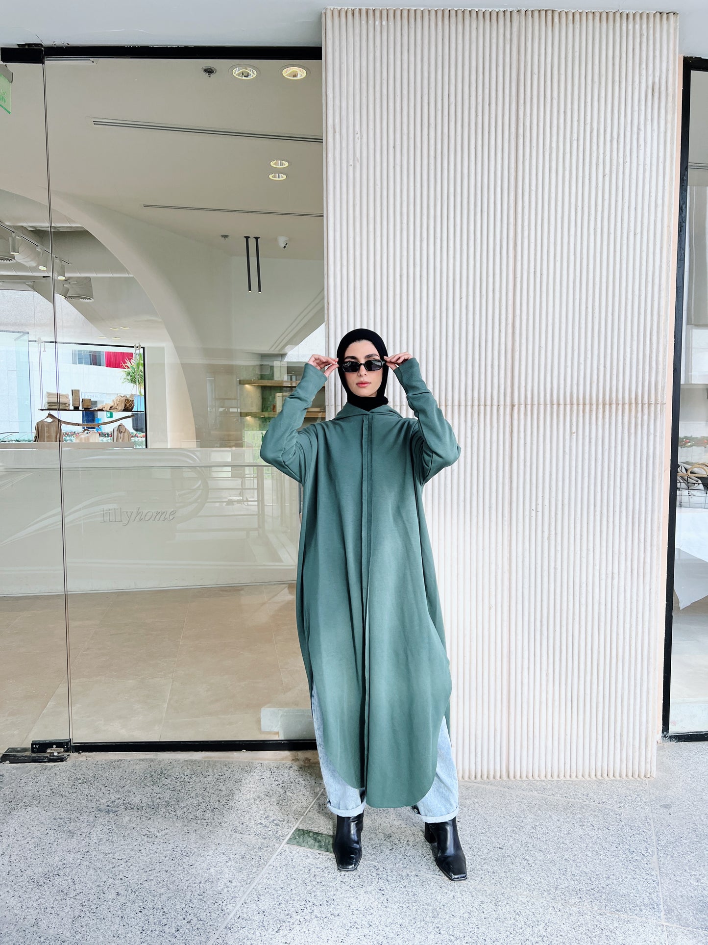 Rounded Hoodie In Green