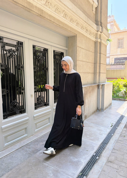 Side Pleated Abaya With Front Zipper