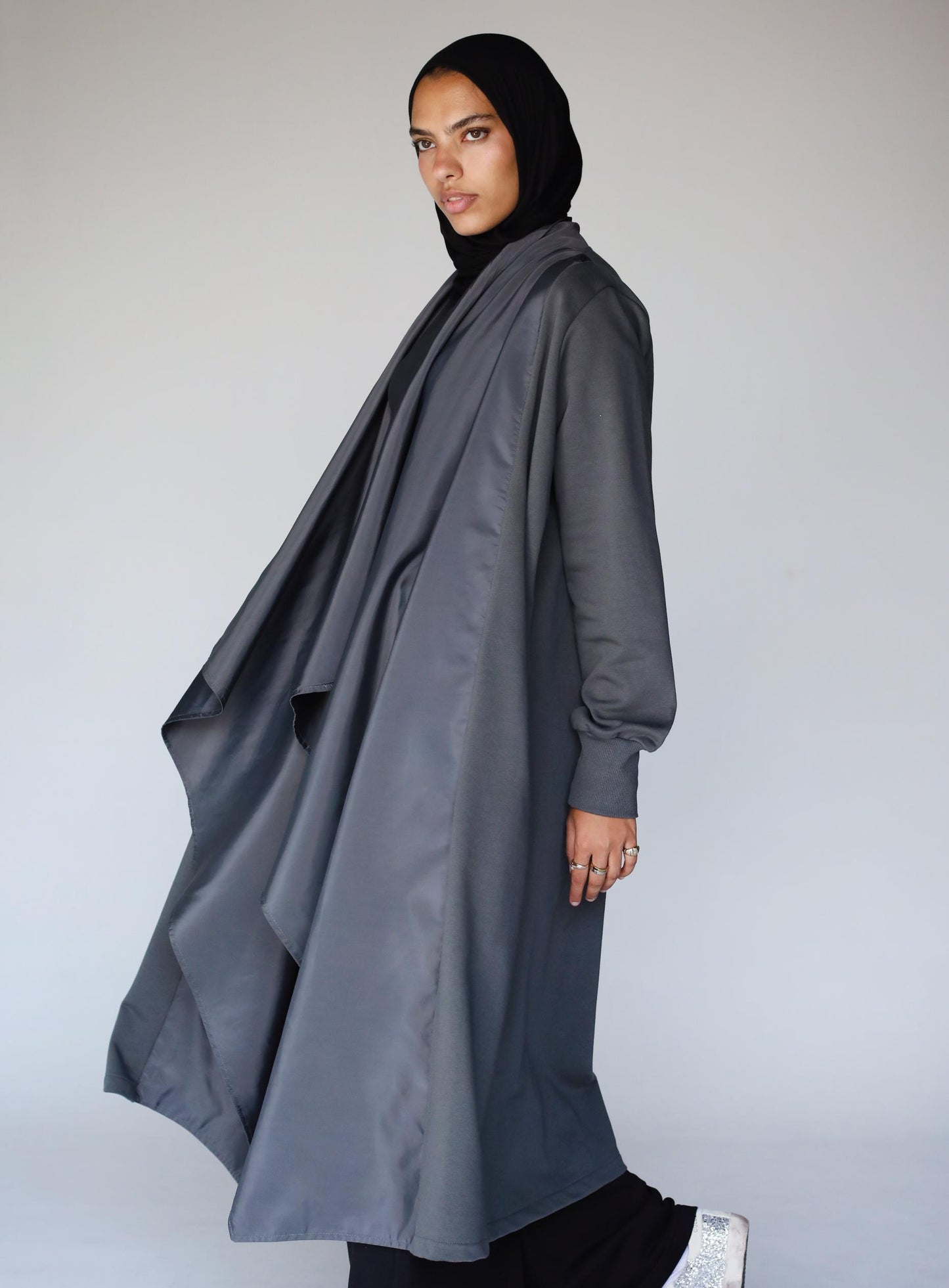 The Flowline Cardigan In Gray