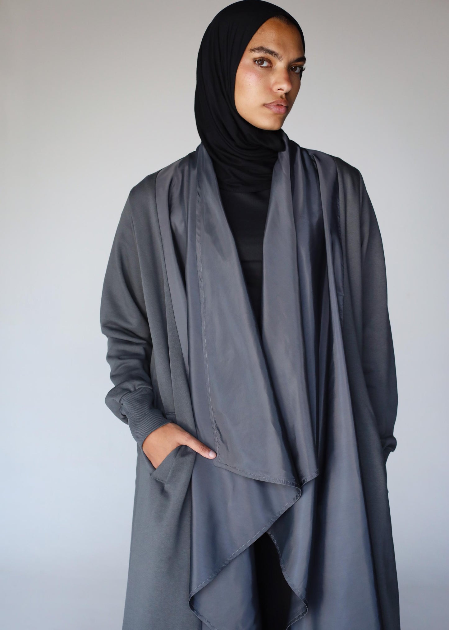 The Flowline Cardigan In Gray