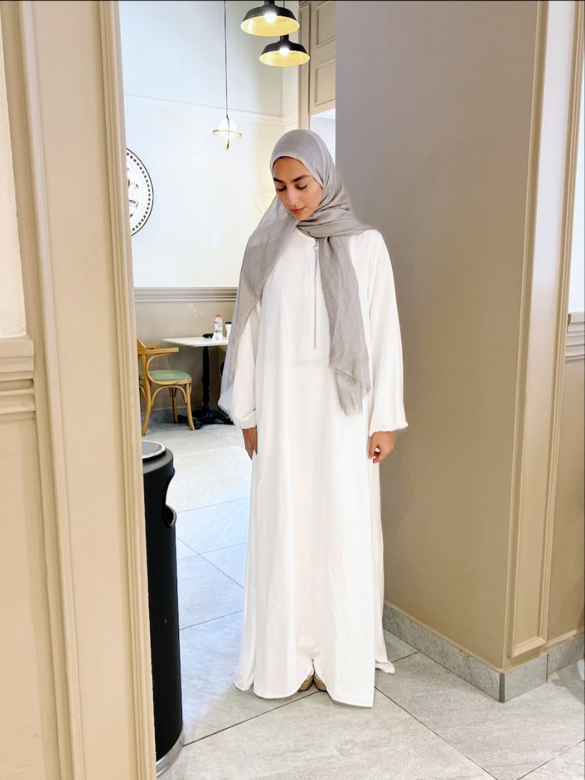 Basic Zipper Abaya
