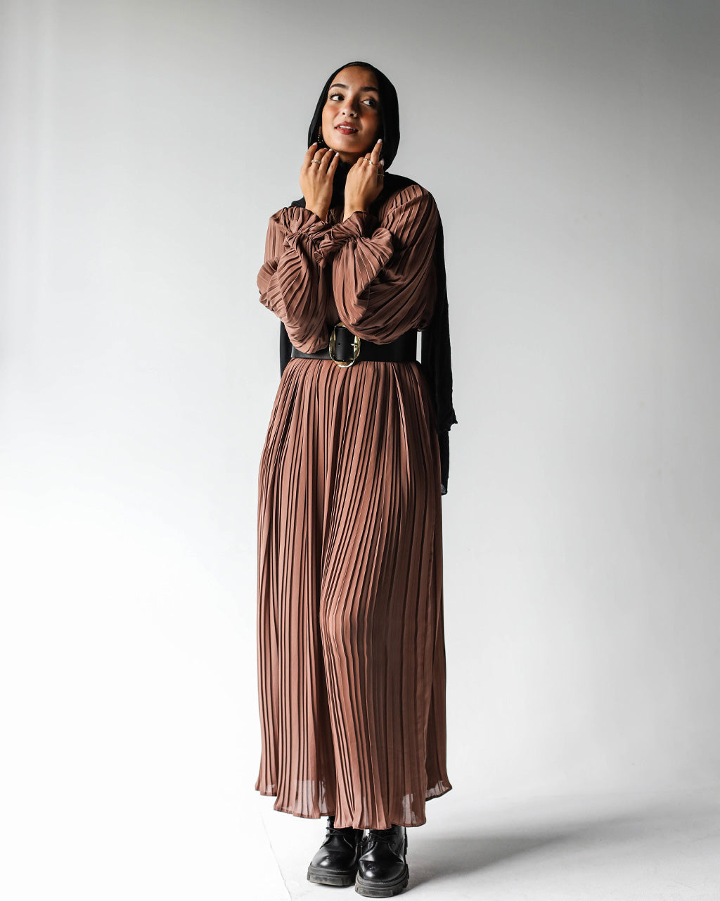 Pleated Dress In Brown