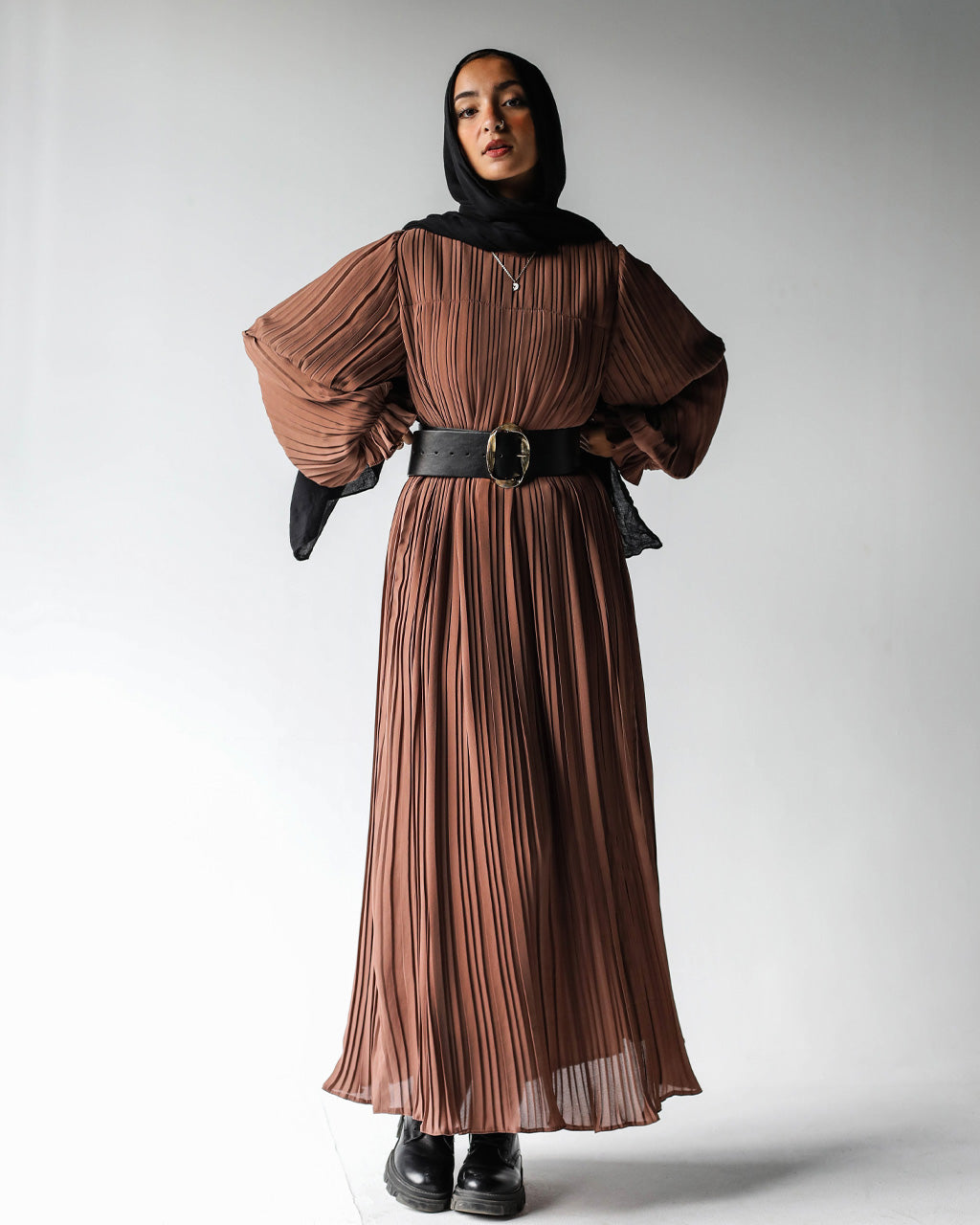 Pleated Dress In Brown