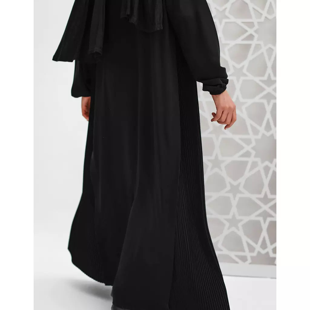 Side Pleated Abaya With Front Zipper