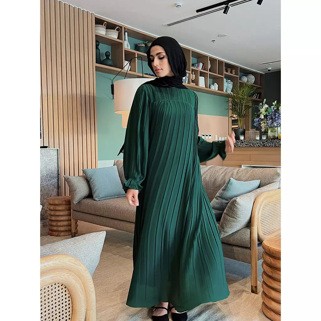 Pleated Dress In Green