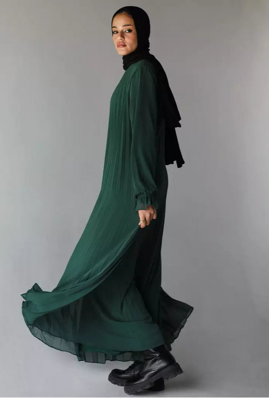Green Cloach Pleataed Dress