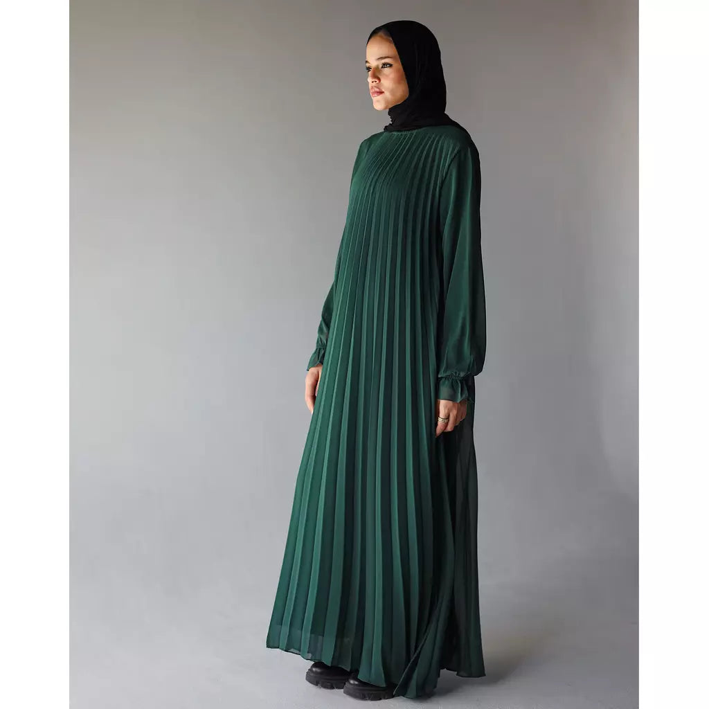 Cloach Pleated Dress In Green