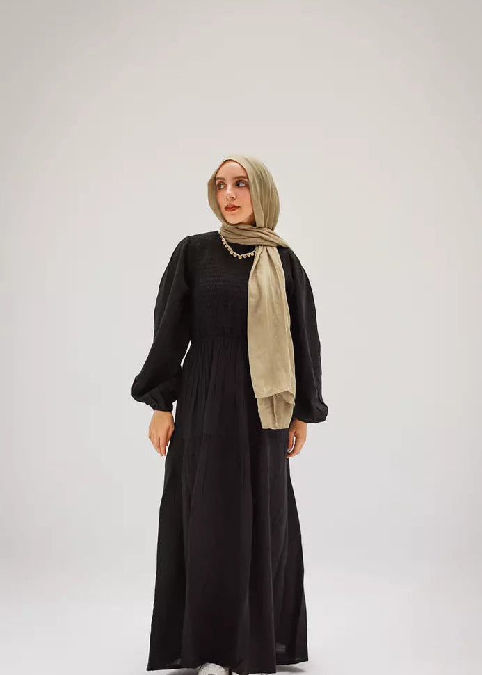 Weekend Wanderer Dress In Black