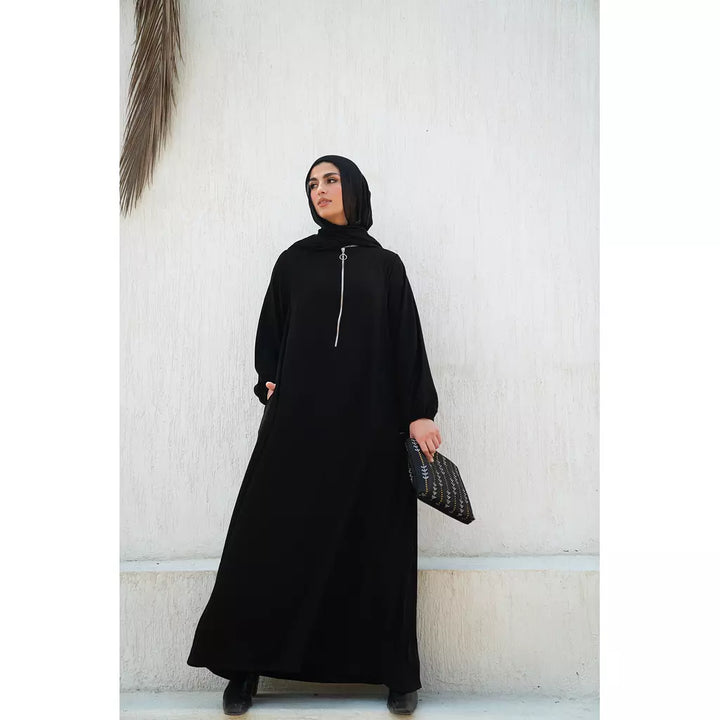 Basic Zipper Abaya In Black